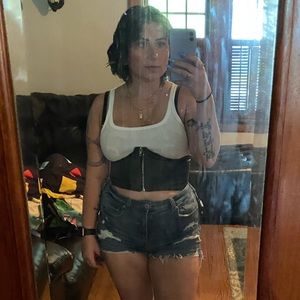 Meet your Posher, Lexi